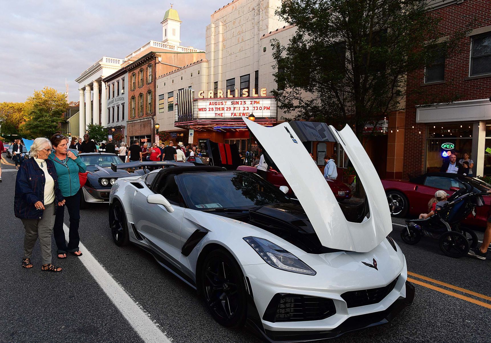 Corvettes Parade 26